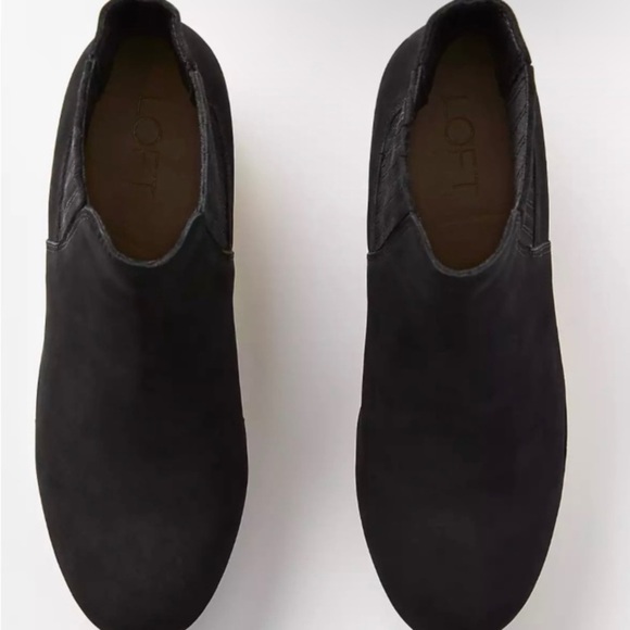 Loft Black Suede Platform Clog Boots Pull-on Fall Booties Sz 9 Like New - Picture 2 of 16